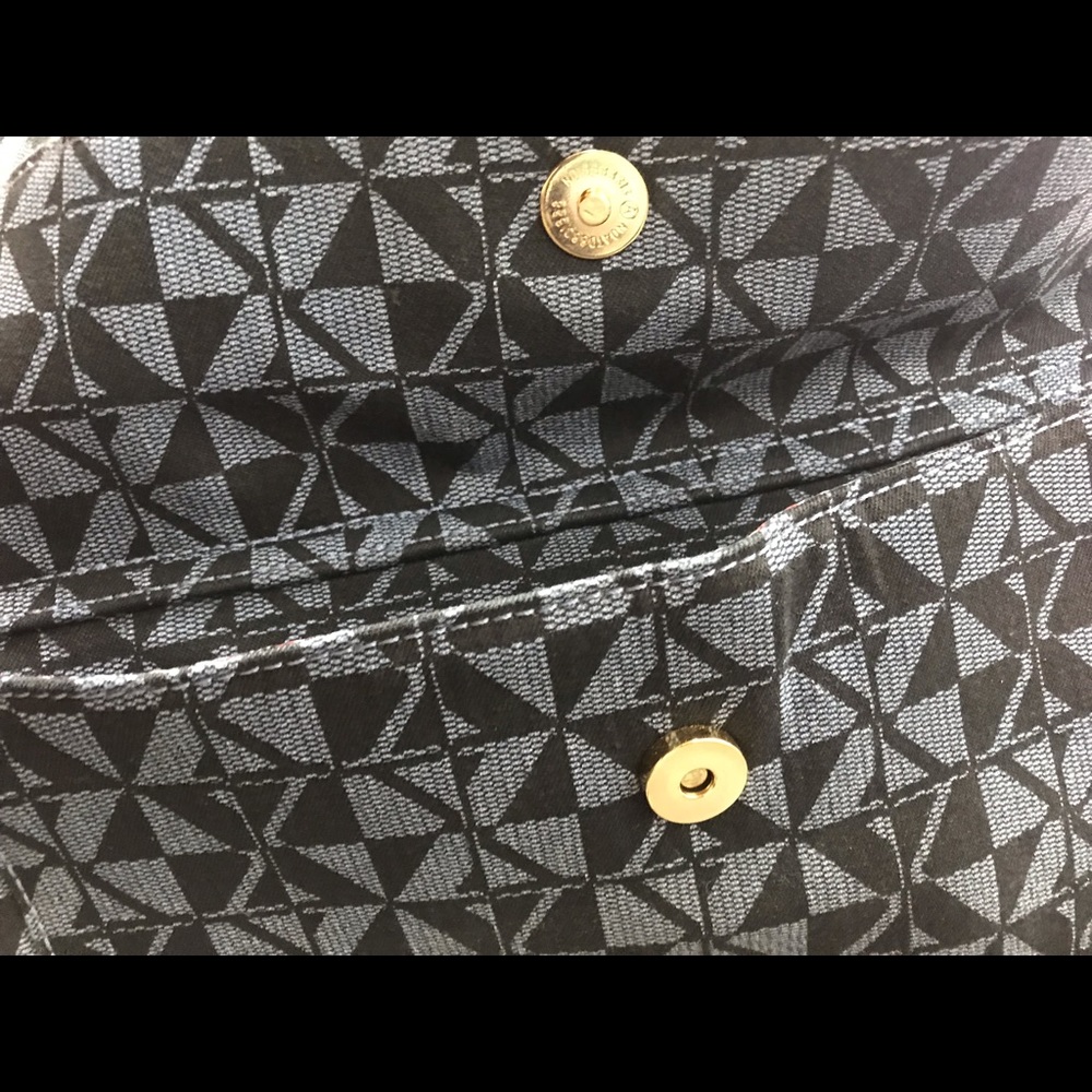 MAXX NEW YORK LEATHER AND FABRIC BAG - Picture 5 of 6